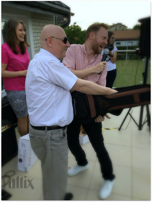 Wręczanie Prezentu 2