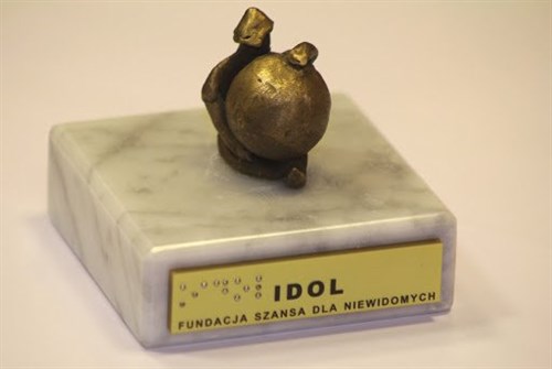 Statuetka Idol