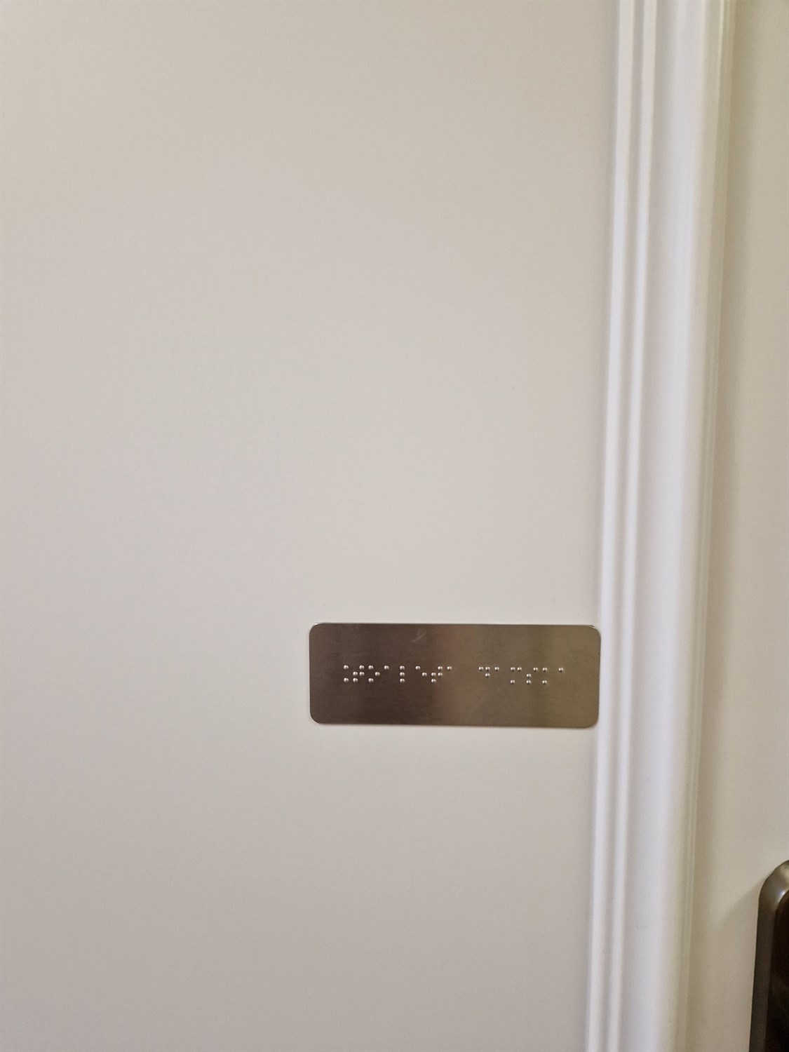 Informacyjna Metalowa Tabliczka Brajlowska Na Drzwi